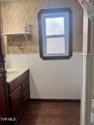 $275,000 | 208 Sycamore Street, Erwin, TN 37650