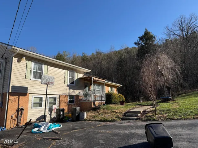 $275,000 | 208 Sycamore Street, Erwin, TN 37650