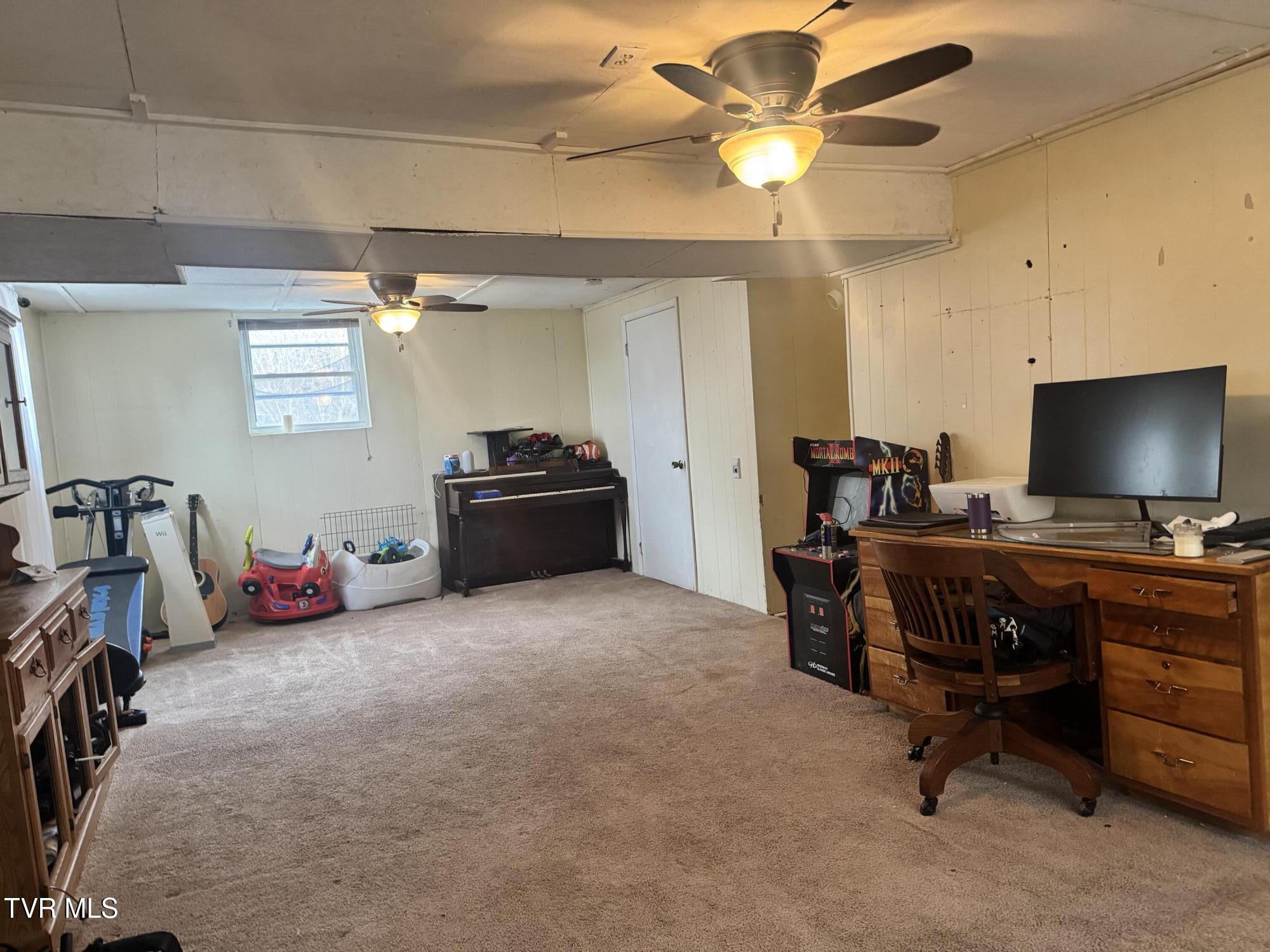 208 Sycamore Street Erwin, TN 37650 - Photo 41 of 48 IMG_5127