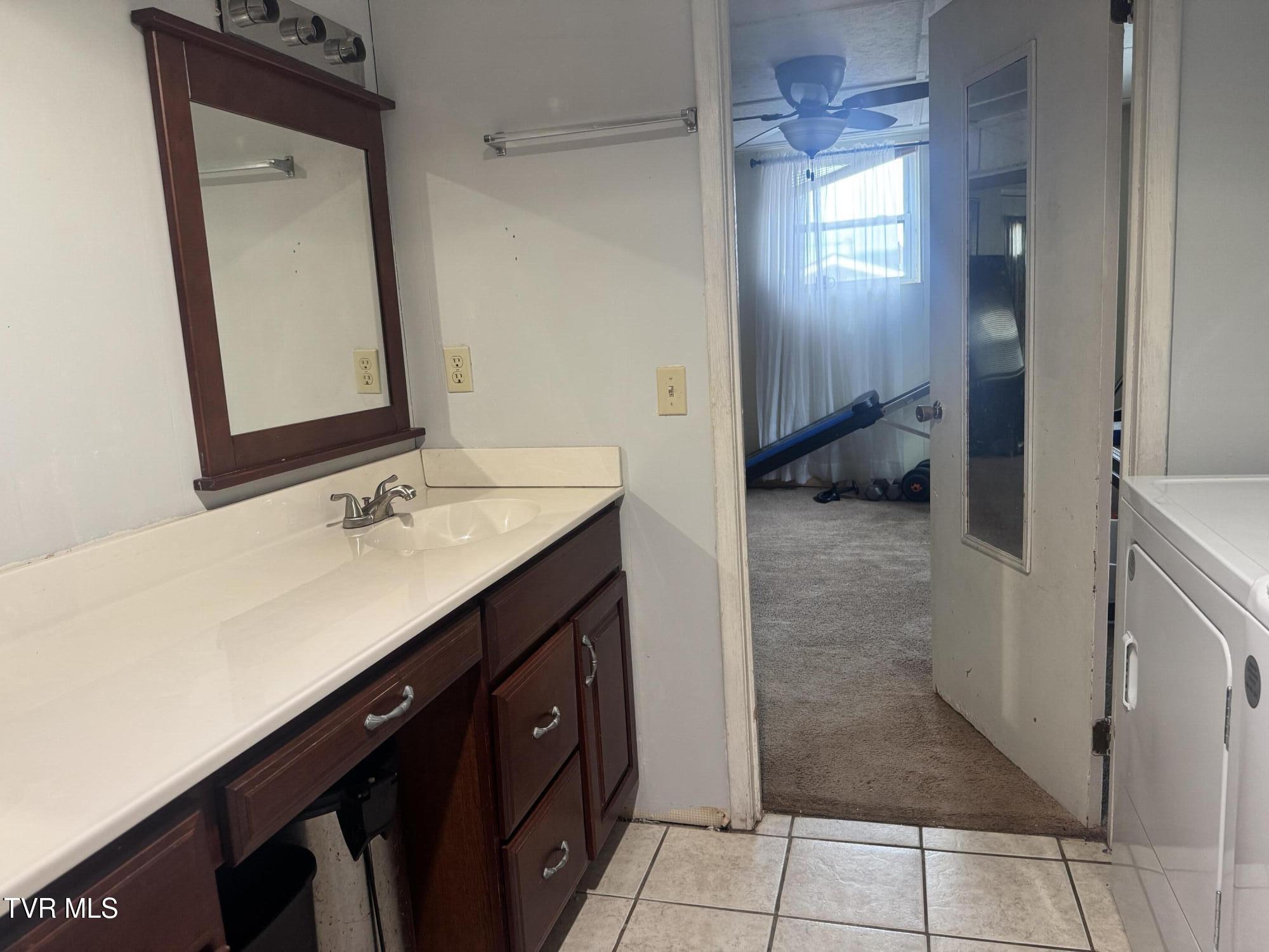 208 Sycamore Street Erwin, TN 37650 - Photo 47 of 48 IMG_5123