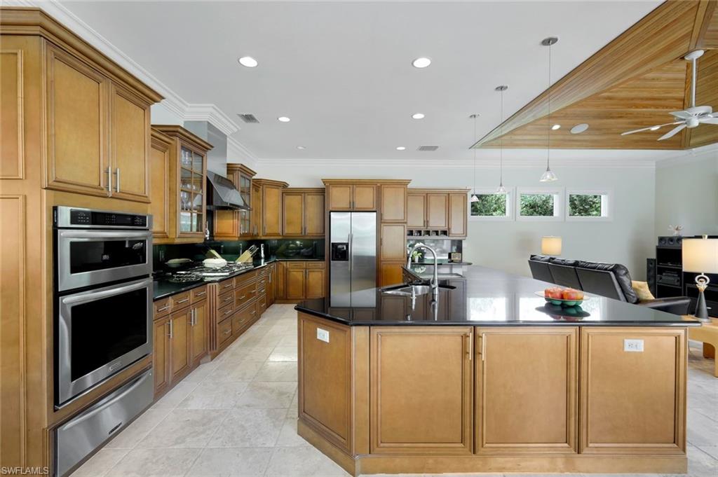 1284 Pocantico Lane Naples, FL 34110 - Photo 20 of 50 This Kitchen Is a Cook's Delight!