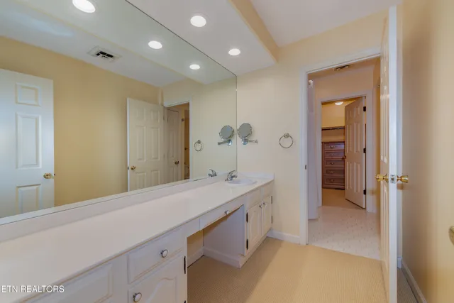 $799,900 | 1282 Burgundy Place, Knoxville, TN 37919