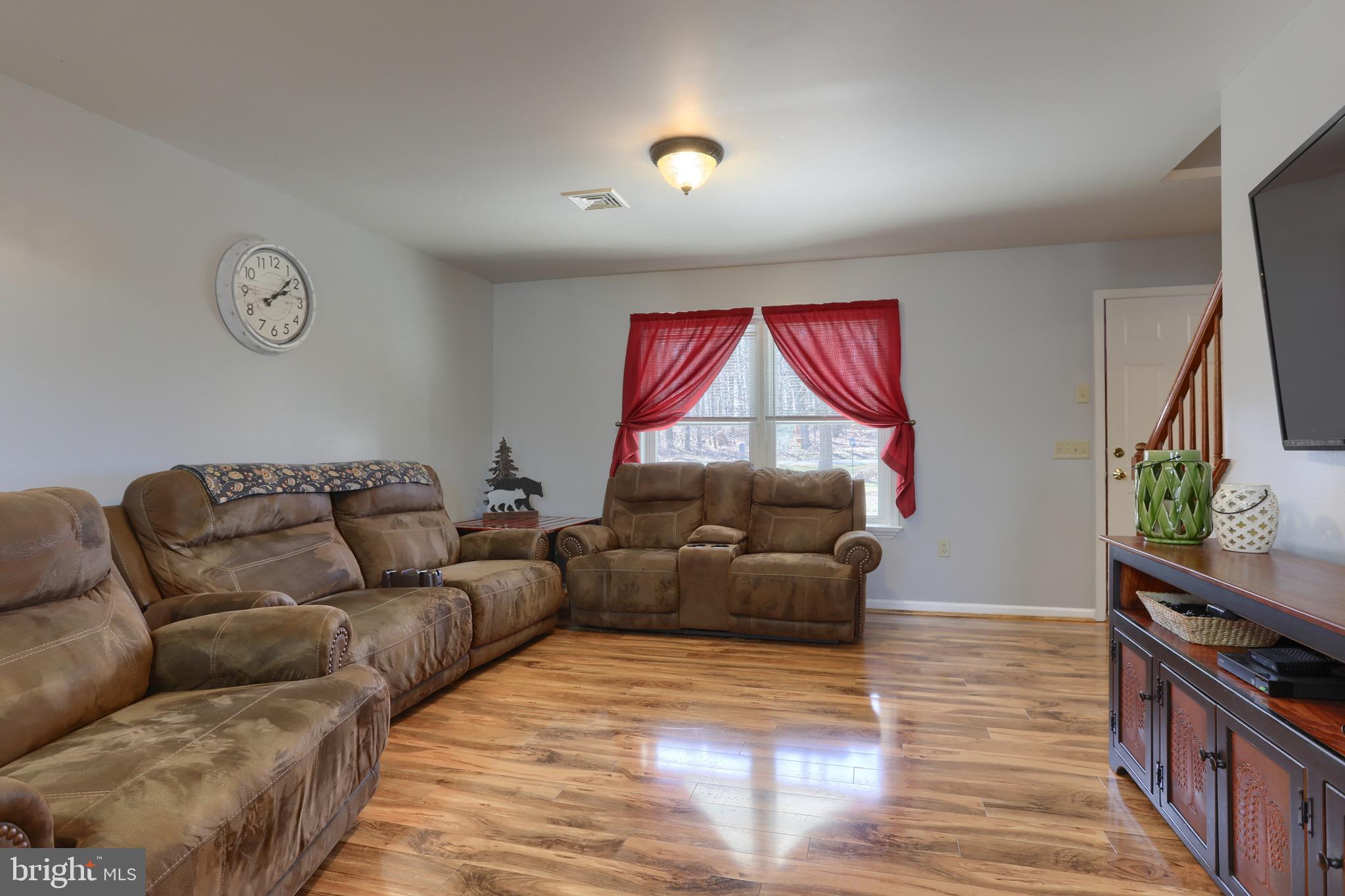109 Teen Challenge Road Womelsdorf, PA 19567 - Photo 7 of 52 Engineered hardwood through first fooor