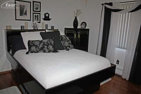 8324 West Stanley Road Flushing, MI 48433 - Photo 13 of 28 20374846-12.JPG
