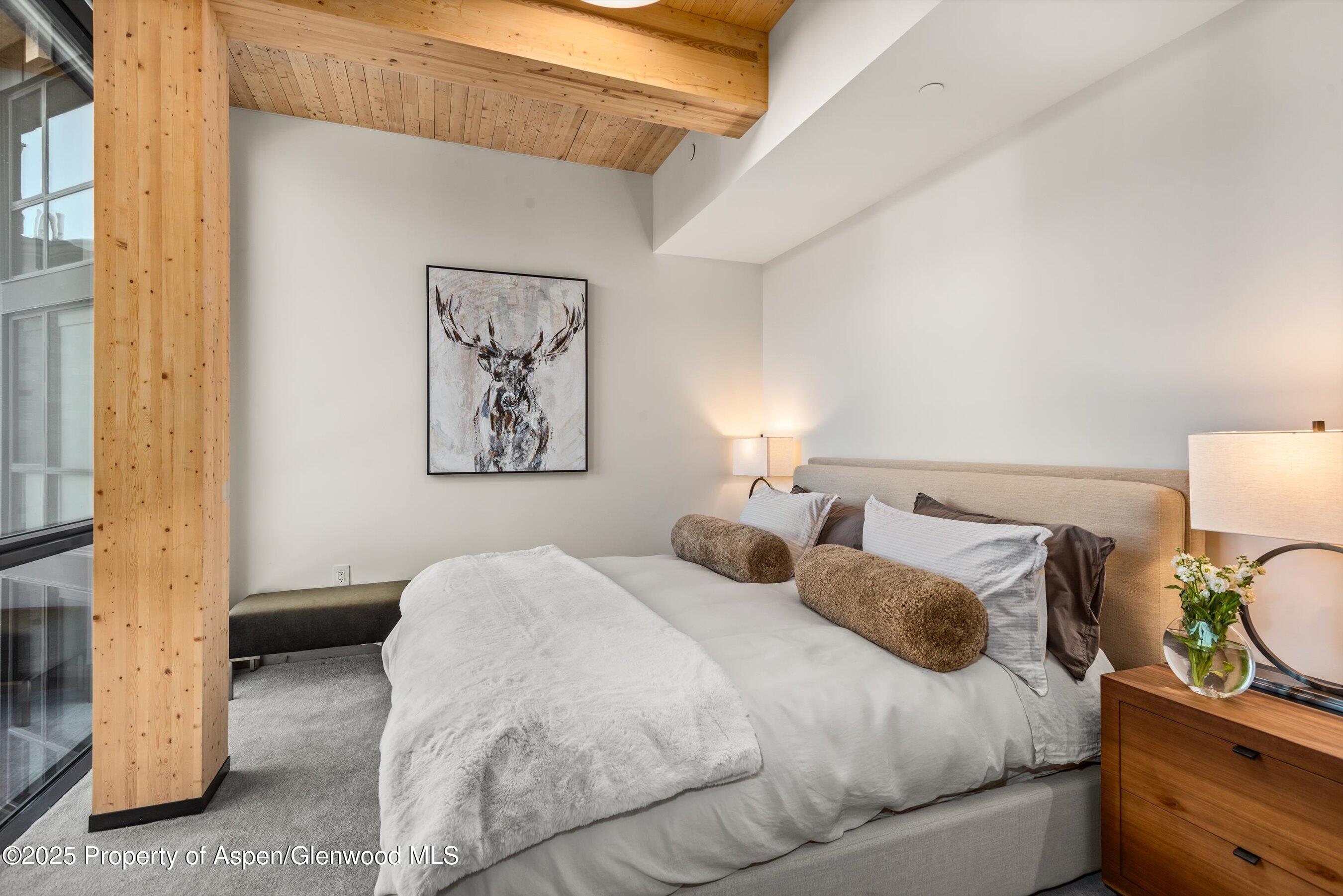 180 Wood Road, Unit 404 Snowmass Village, CO 81615 - Photo 11 of 51 404 2nd King bedrooma
