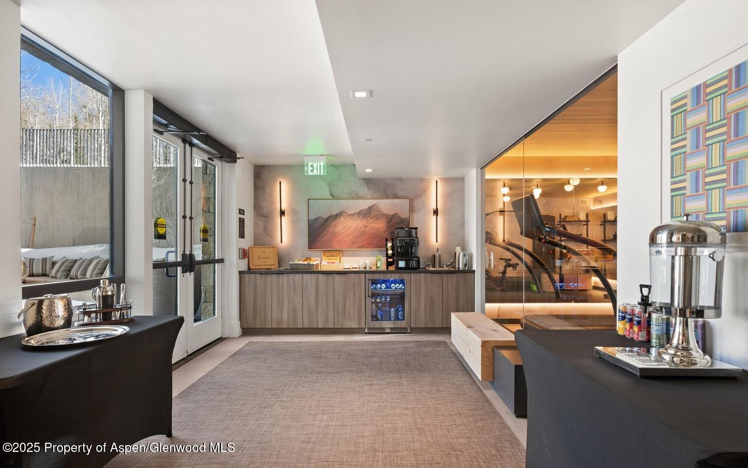 180 Wood Road, Unit 404 Snowmass Village, CO 81615 - Photo 35 of 51 404 loung for guests2