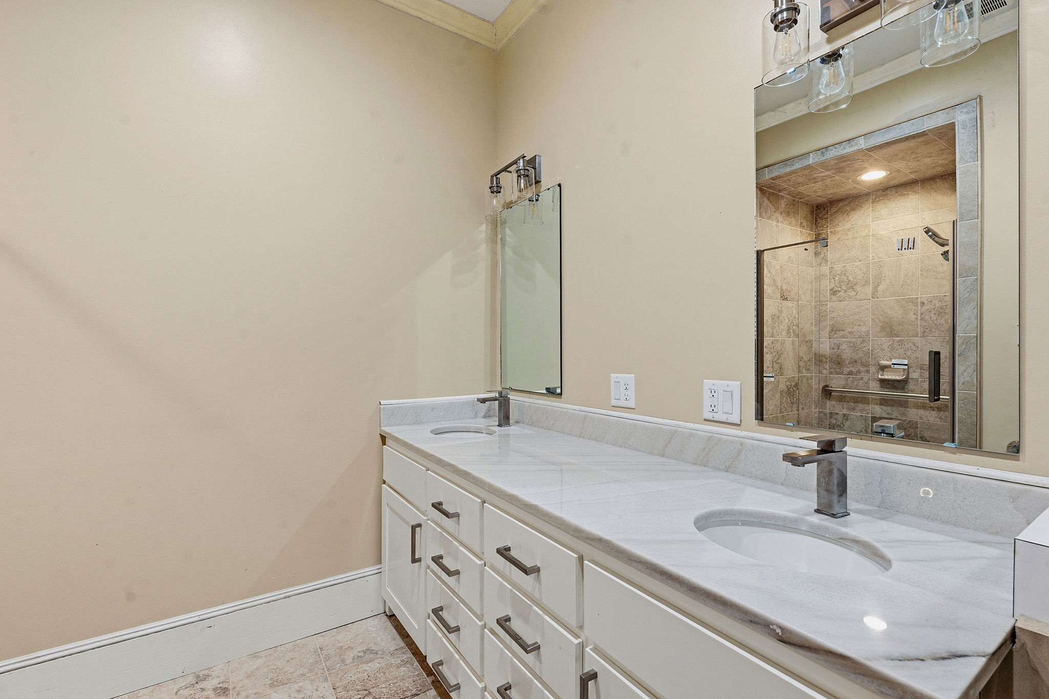 1232 Spruce Lockhart, TX 78644 - Photo 20 of 39