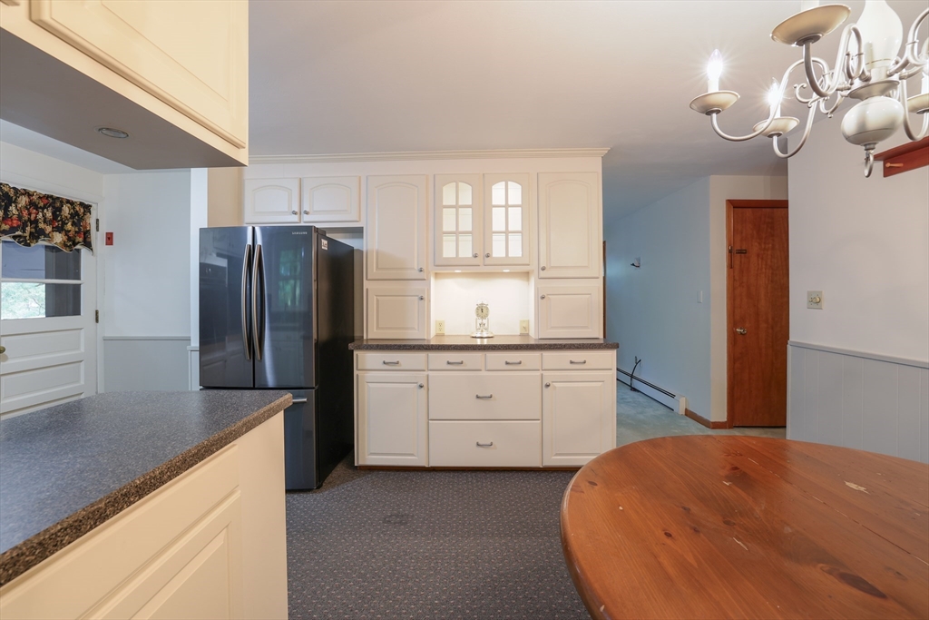 33 Wood Road Westfield, MA 01085 - Photo 11 of 37 Gallery Image 11