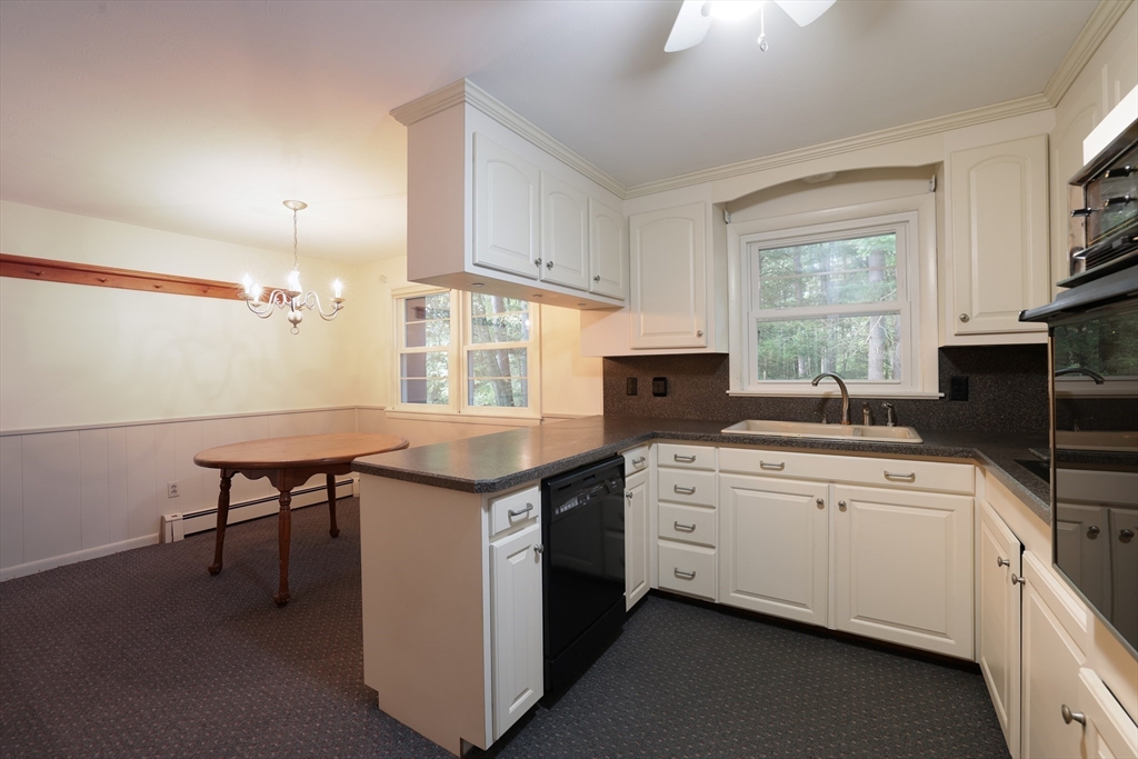 33 Wood Road Westfield, MA 01085 - Photo 5 of 37 Gallery Image 5