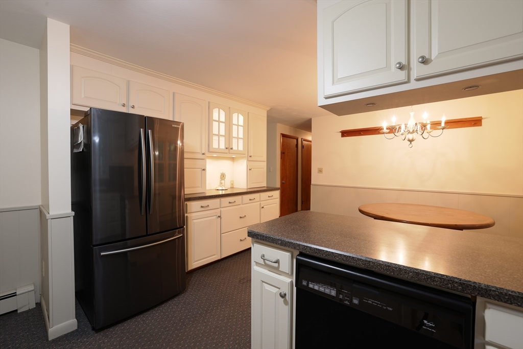 33 Wood Road Westfield, MA 01085 - Photo 8 of 37 Gallery Image 8