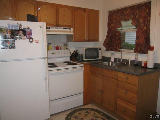 1640 Seidersville Road Bethlehem, PA 18015 - Photo 4 of 14 Gallery Image 4