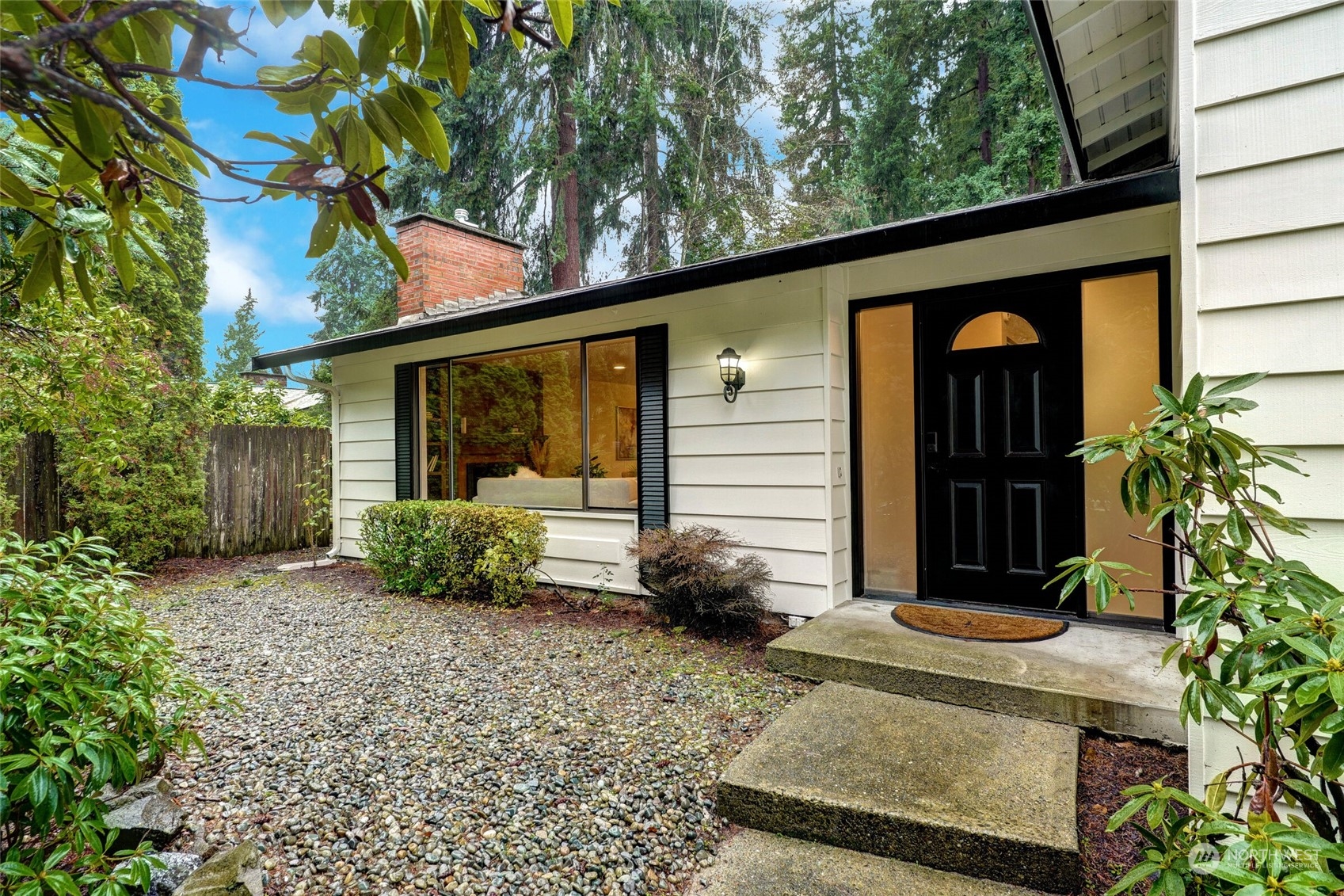 14617 157th Place Southeast Renton, WA 98059 - Photo 3 of 29 Gallery Image 3