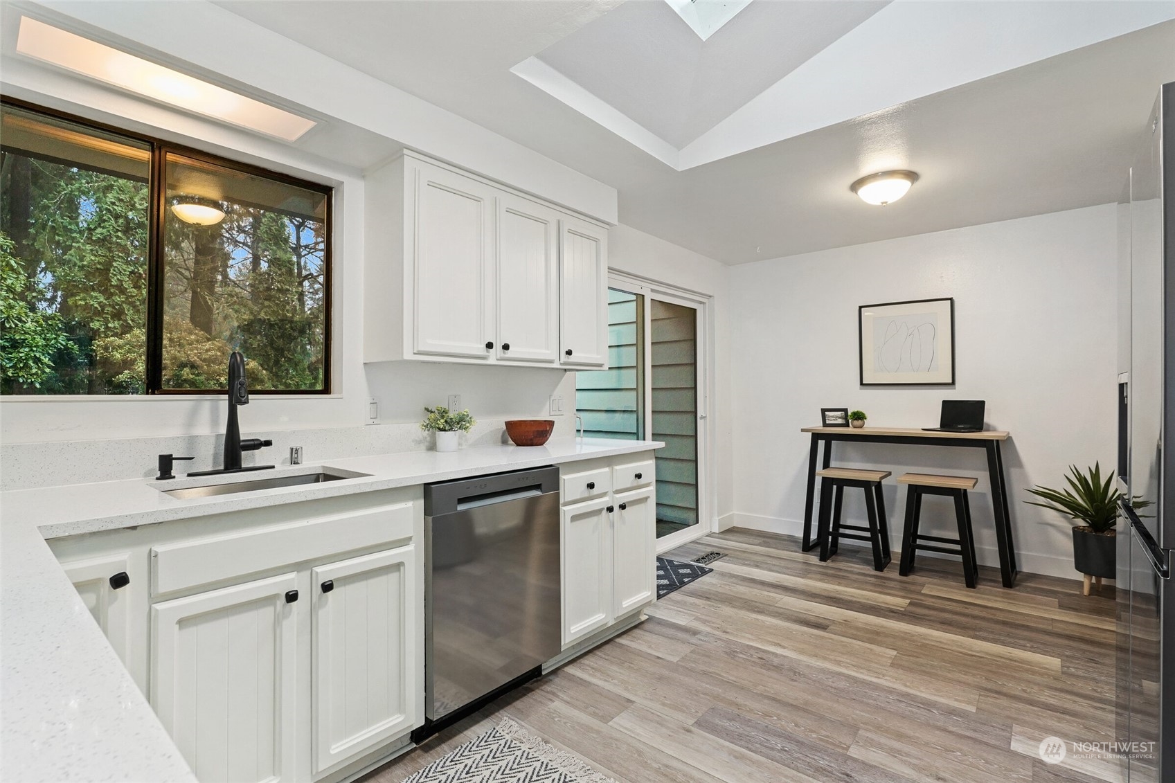 14617 157th Place Southeast Renton, WA 98059 - Photo 9 of 29 Gallery Image 9