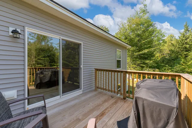 $347,000 | 98 Walter Hill Road, Naples, ME 04055