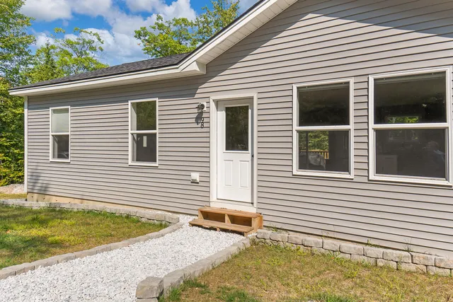 $347,000 | 98 Walter Hill Road, Naples, ME 04055