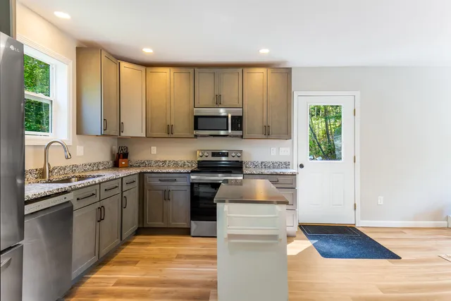 $347,000 | 98 Walter Hill Road, Naples, ME 04055