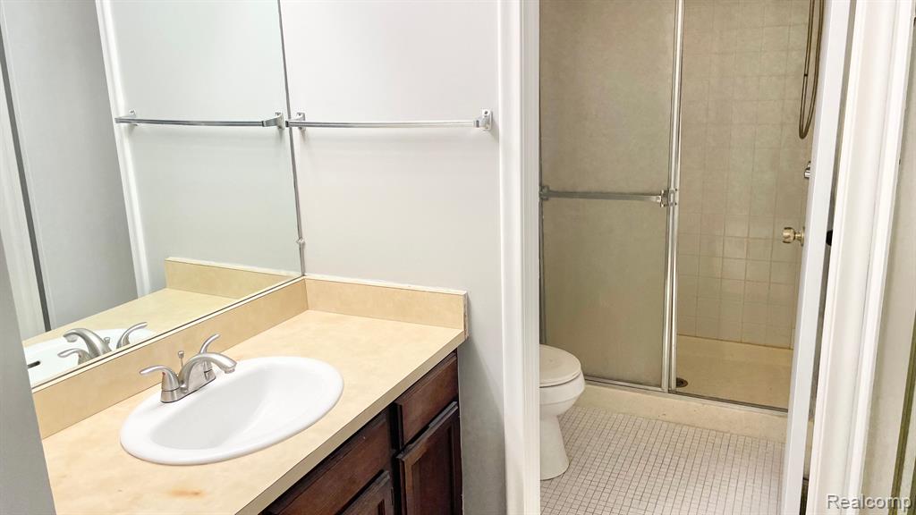 24201 Evergreen Road Southfield, MI 48075 - Photo 22 of 26