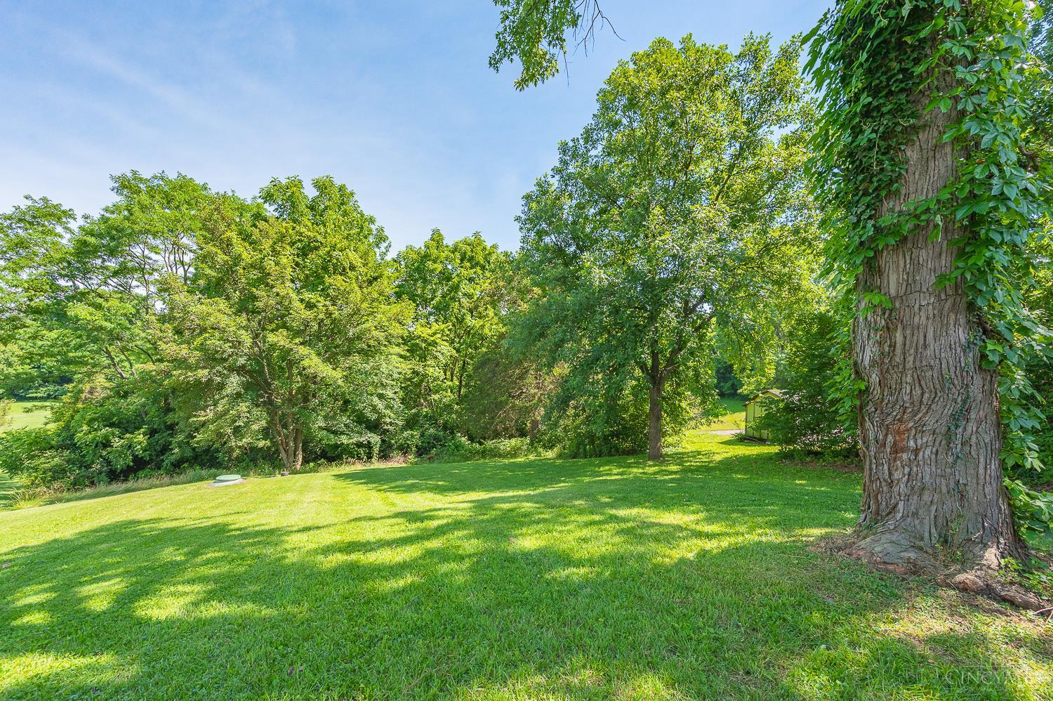6718 Springdale Road Cincinnati, OH 45247 - Photo 26 of 34
