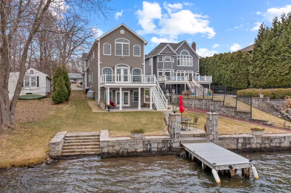 $1,050,000 | 1727 Meriden Road, Wolcott, CT 06716