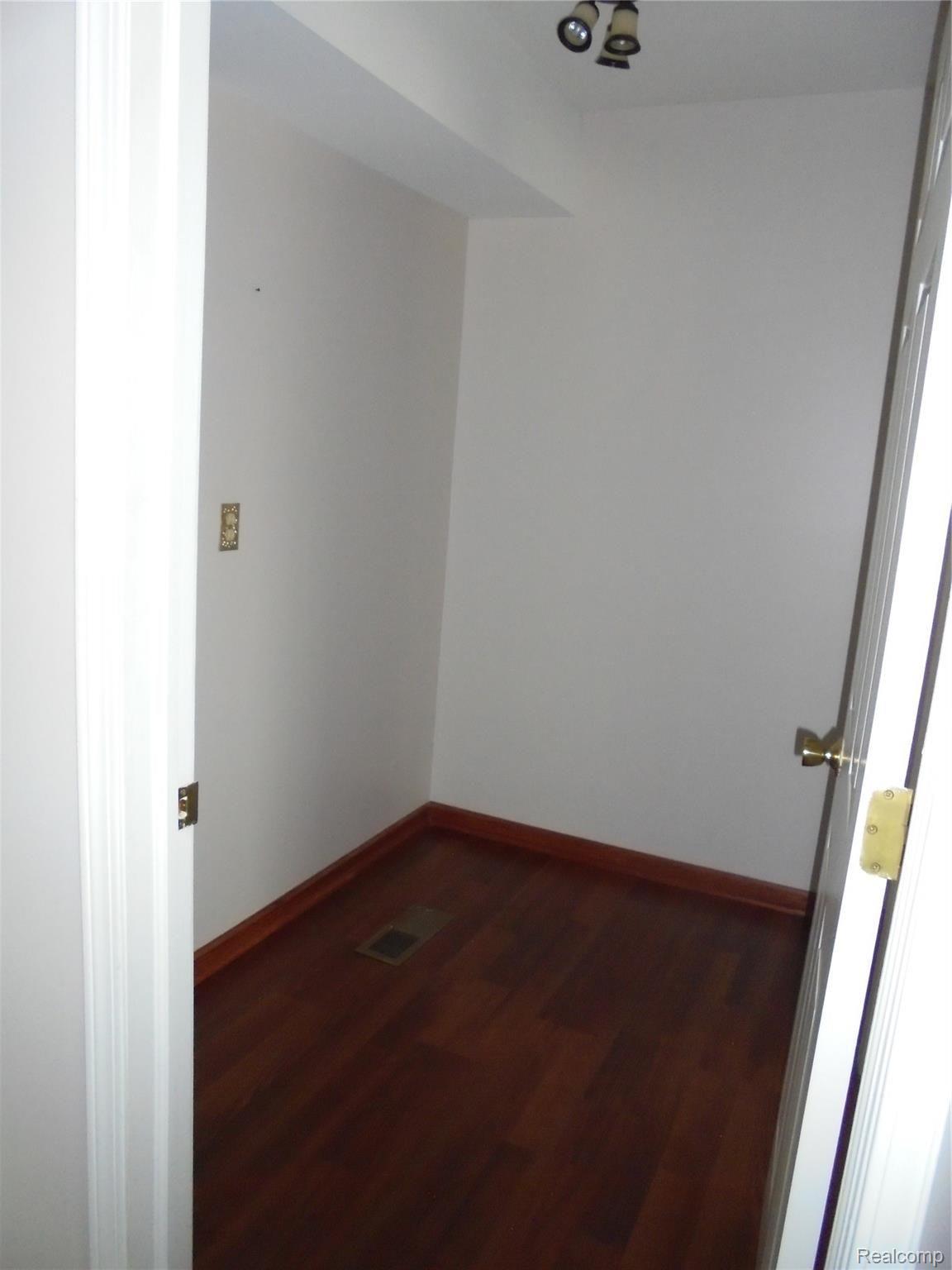 24221 Greenhill Road Warren, MI 48091 - Photo 13 of 18 walk in pantry or can be converted back to 1st floor laundry
