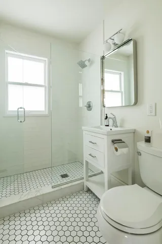 $3,500 | 4050 Upton Avenue South, Minneapolis, MN 55410