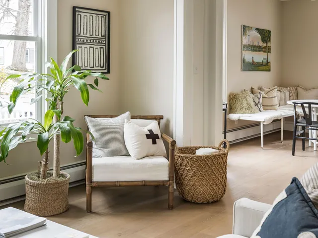 $3,500 | 4050 Upton Avenue South, Minneapolis, MN 55410