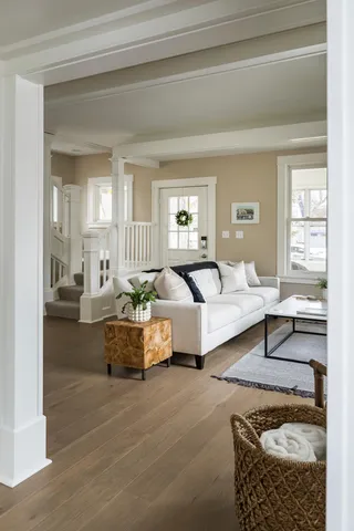 $3,500 | 4050 Upton Avenue South, Minneapolis, MN 55410