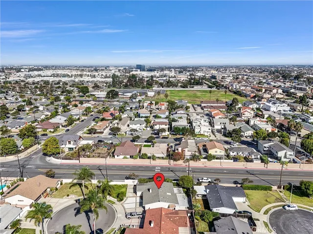 $1,275,000 | 16502 Loire Circle, Huntington Beach, CA 92647