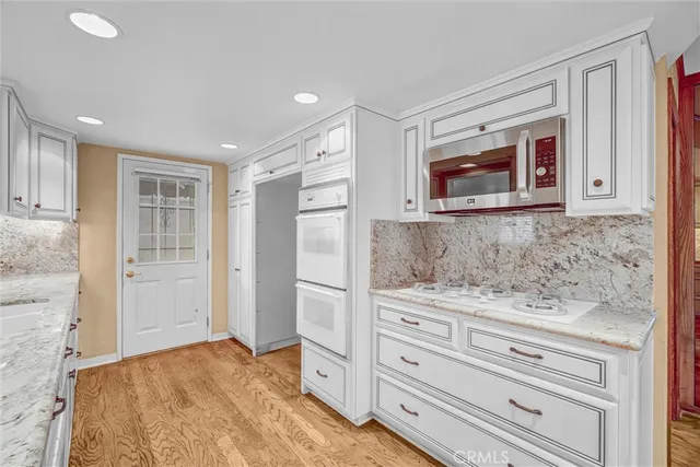 $1,275,000 | 16502 Loire Circle, Huntington Beach, CA 92647