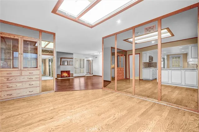 $1,275,000 | 16502 Loire Circle, Huntington Beach, CA 92647