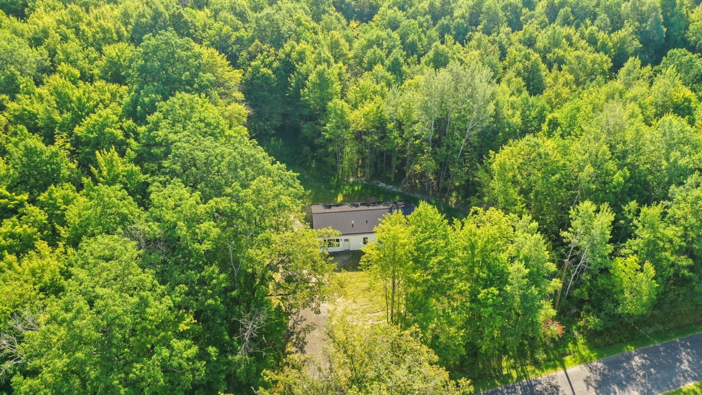 152 Ingraham Road Greene, NY 13778 - Photo 5 of 30 Gallery Image 5