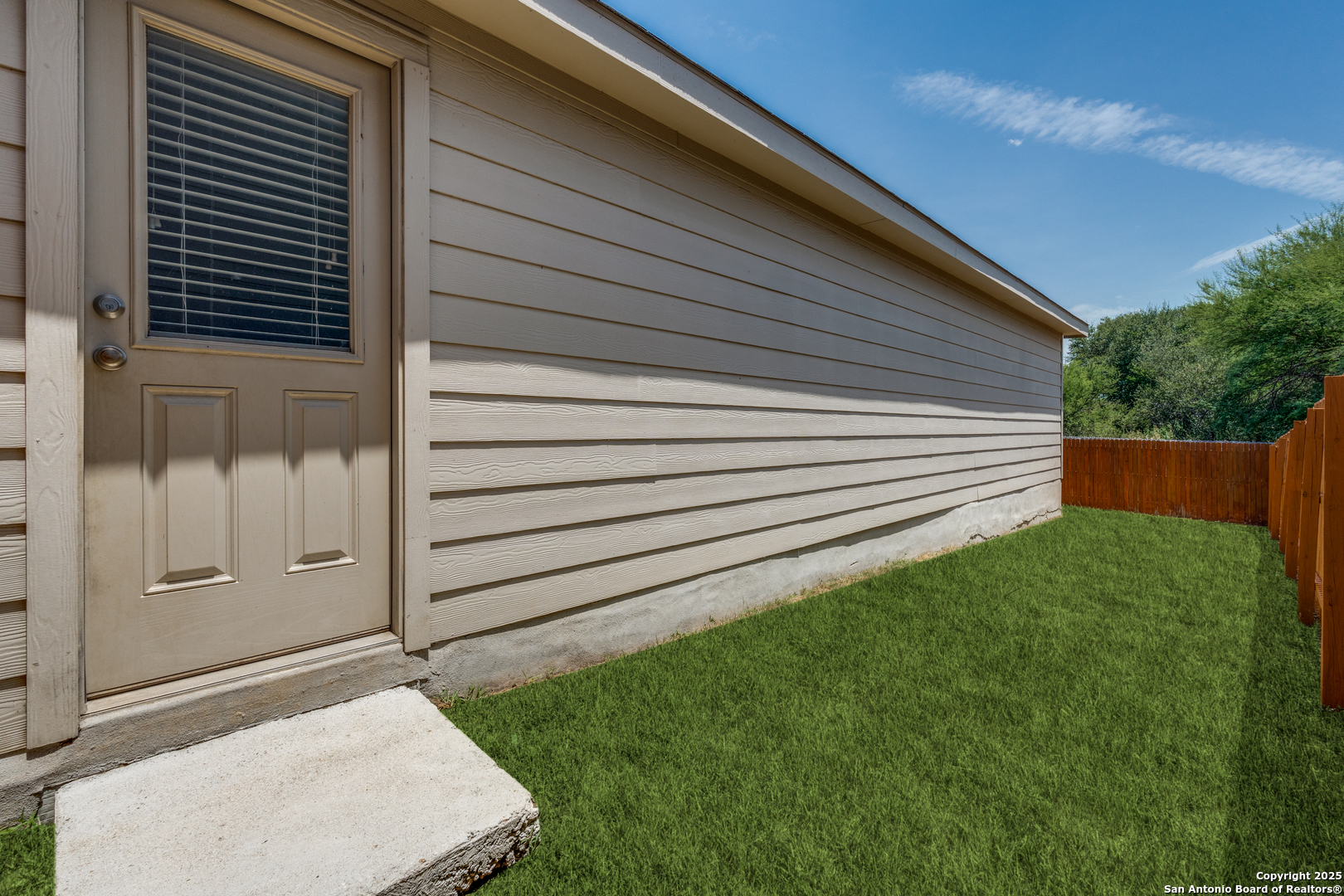 5102 Everett Loop Converse, TX 78109 - Photo 21 of 24 a backyard of a house