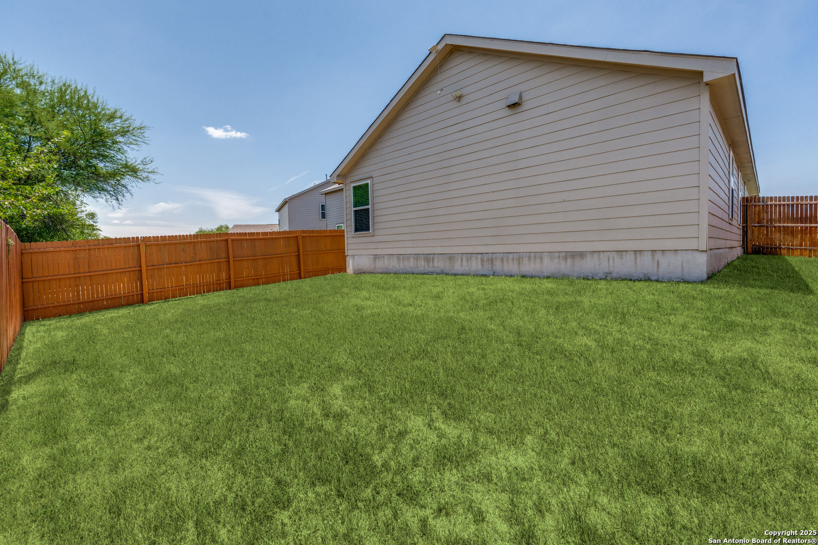 5102 Everett Loop Converse, TX 78109 - Photo 23 of 24 a view of a backyard