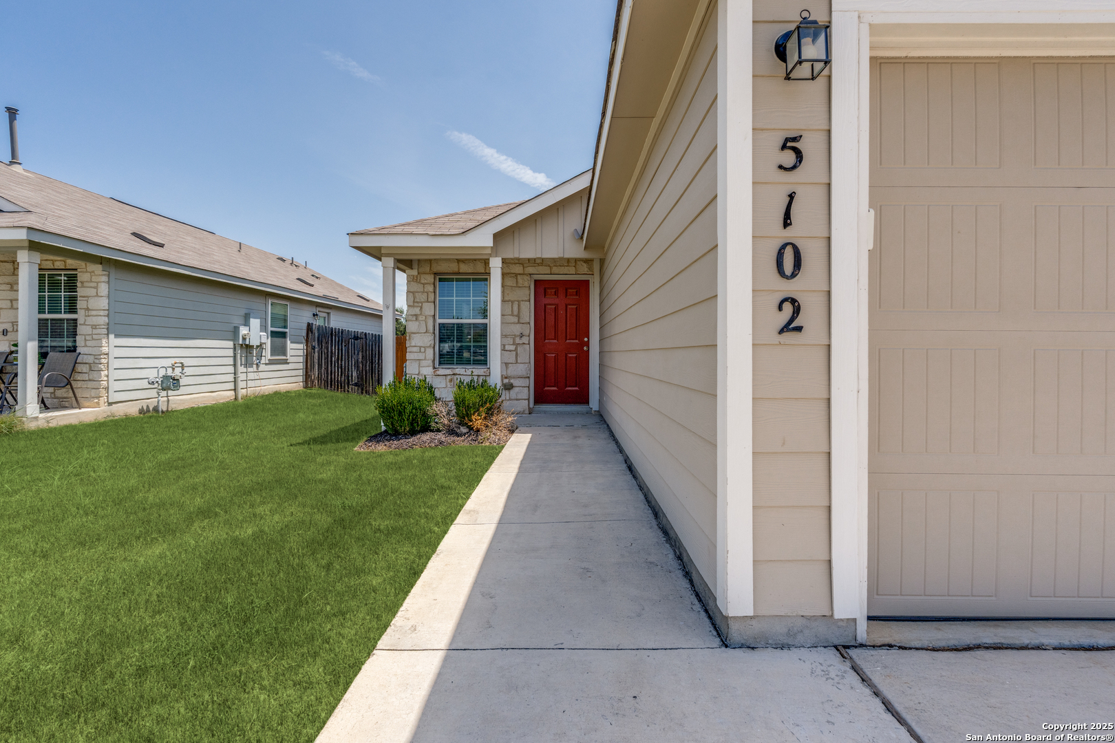 5102 Everett Loop Converse, TX 78109 - Photo 3 of 24 a view of a porch with a garden