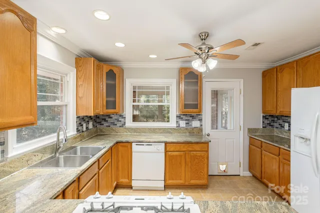 $550,000 | 290 Crabapple Hill Lane, Hendersonville, NC 28792