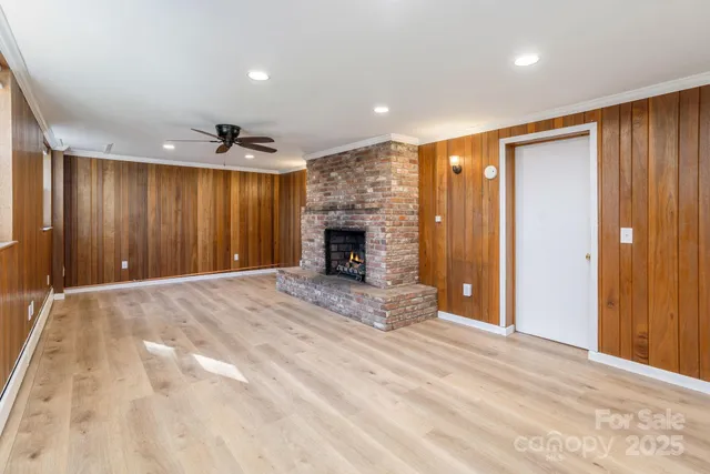 $550,000 | 290 Crabapple Hill Lane, Hendersonville, NC 28792