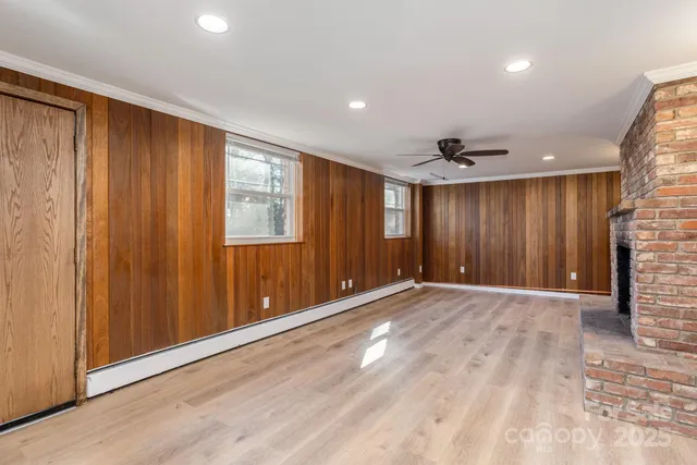 $550,000 | 290 Crabapple Hill Lane, Hendersonville, NC 28792