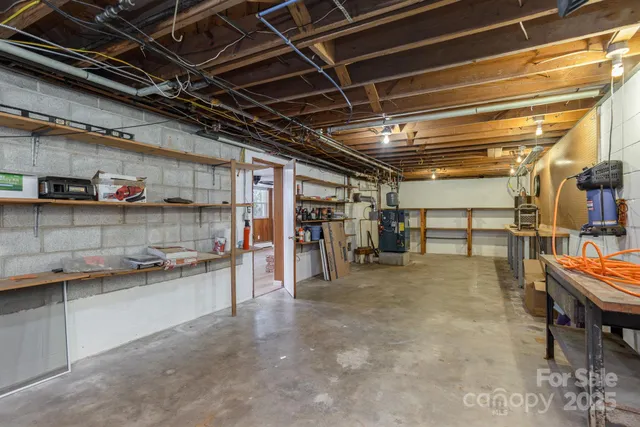 $550,000 | 290 Crabapple Hill Lane, Hendersonville, NC 28792