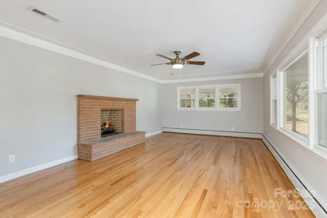 $550,000 | 290 Crabapple Hill Lane, Hendersonville, NC 28792