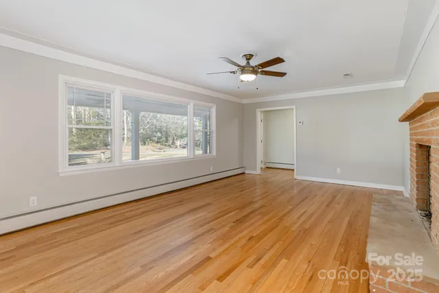 $550,000 | 290 Crabapple Hill Lane, Hendersonville, NC 28792