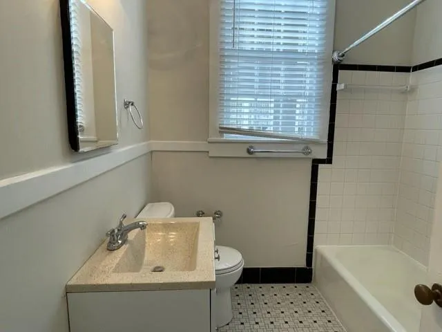 $1,895 | 2719 Chestnut Street, New Orleans, LA 70130