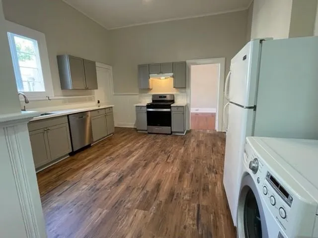 $1,895 | 2719 Chestnut Street, New Orleans, LA 70130