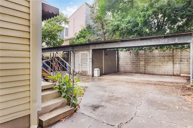 $1,895 | 2719 Chestnut Street, New Orleans, LA 70130