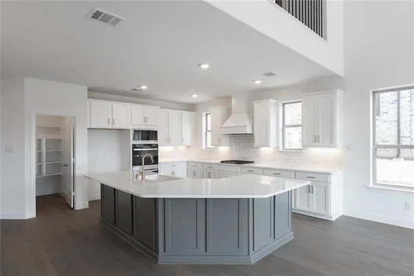 $569,900 | 2416 Royal Birkdale Street, Celina, TX 75009
