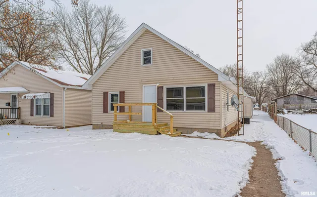 $150,000 | 608 North Monroe Street, Lincoln, IL 62656