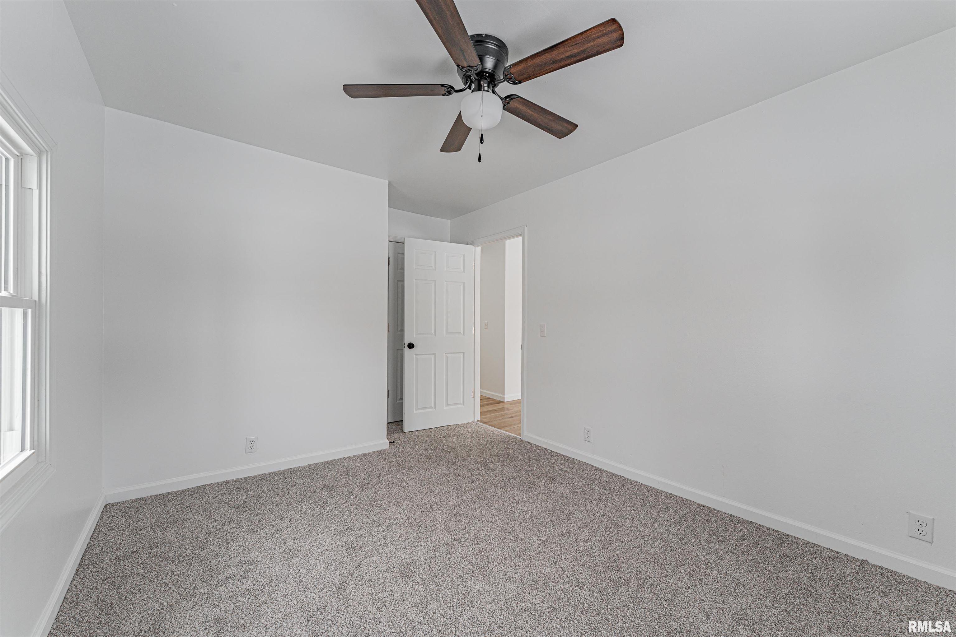 608 North Monroe Street Lincoln, IL 62656 - Photo 11 of 30