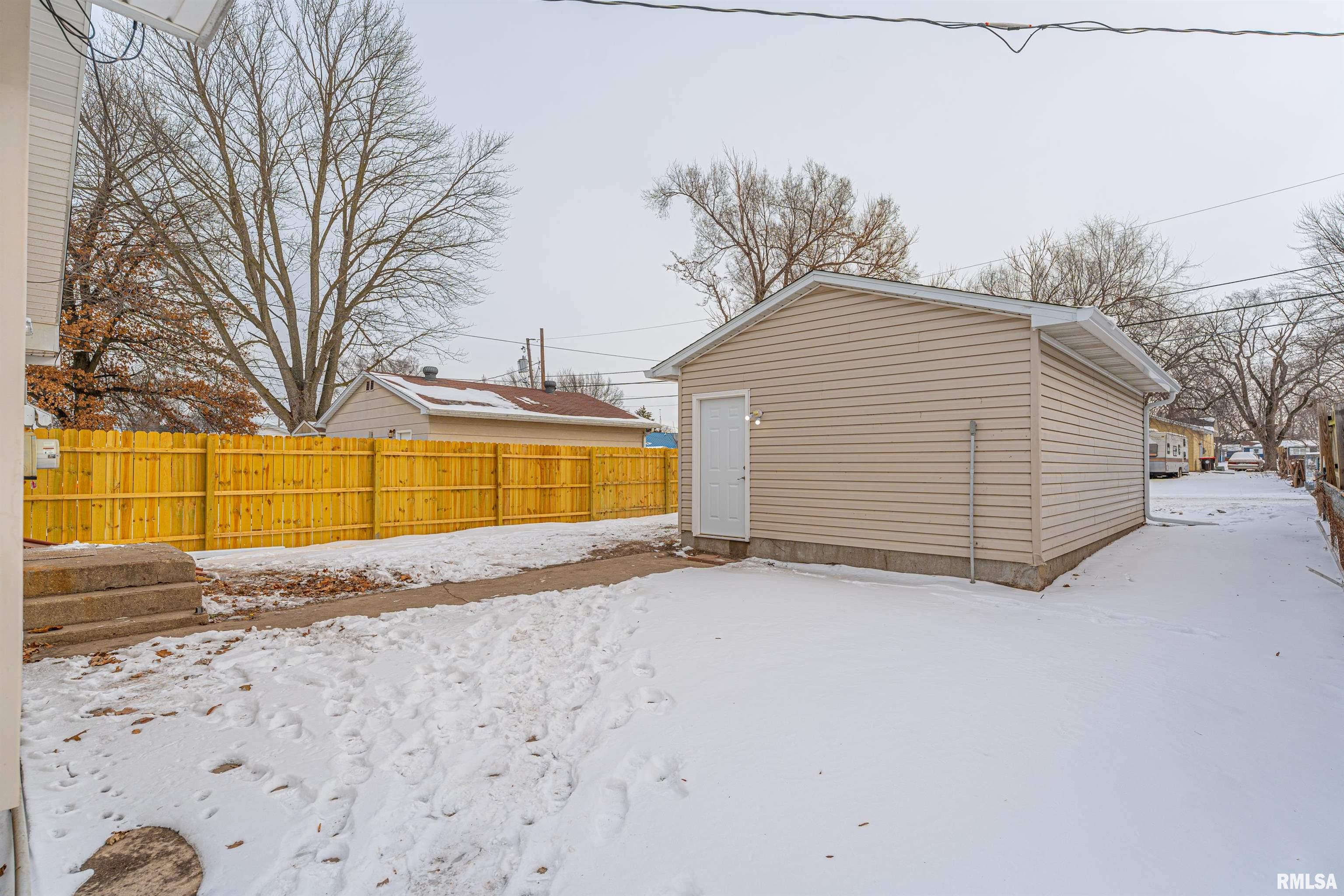 608 North Monroe Street Lincoln, IL 62656 - Photo 25 of 30