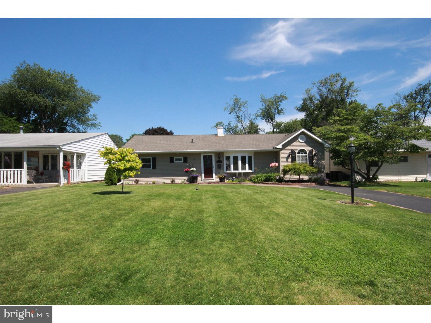 427 Andover Road Fairless Hills, PA 19030 - Photo 1 of 20 Front Yard