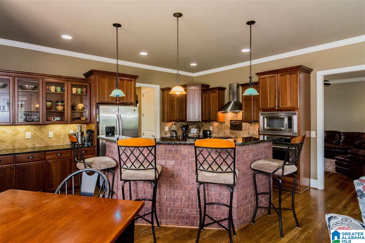 208 Wild Timber Parkway Pelham, AL 35124 - Photo 7 of 37