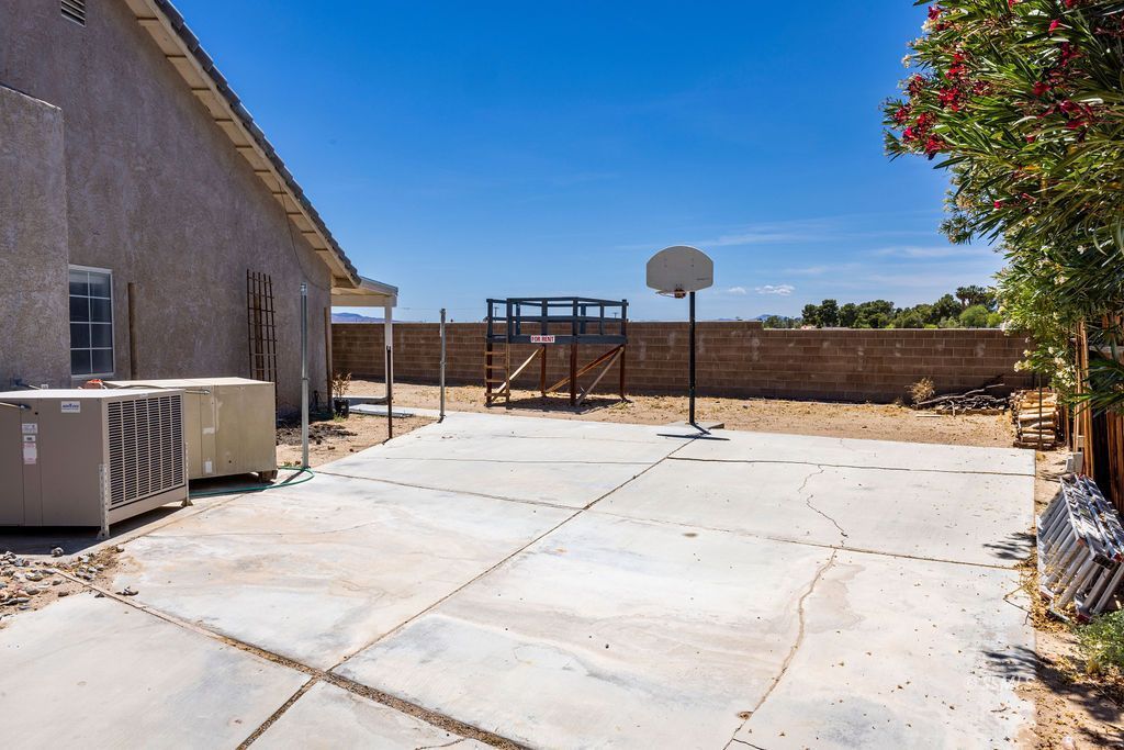 1221 Alysa Court Ridgecrest, CA 93555 - Photo 40 of 44